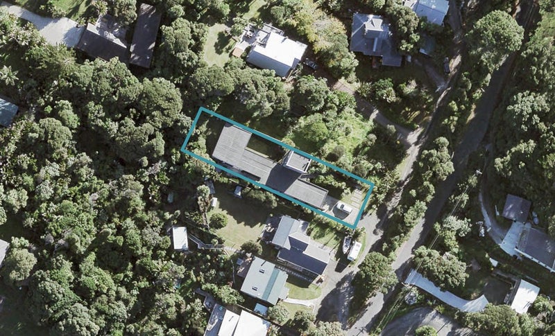 70 Domain Crescent, Waimauku - Carousel 1