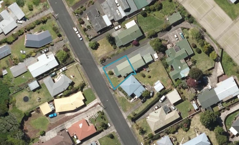 21 Ford Avenue, Te Kamo, Whangārei - Carousel 1