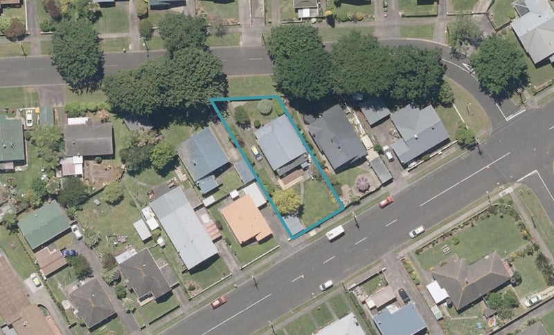 22 Fromont Street, Whanganui East, Whanganui - Carousel 1