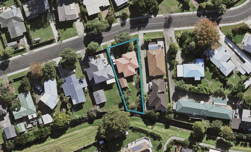51 Sylvia Road, Hillcrest, Auckland - Carousel 1