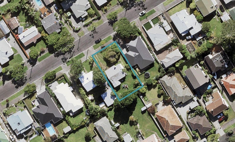 50 Miller Street, Point Chevalier, Auckland - Carousel 1