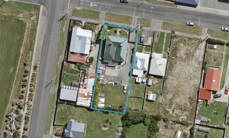 122 Barrow Street, Bluff - Carousel 1