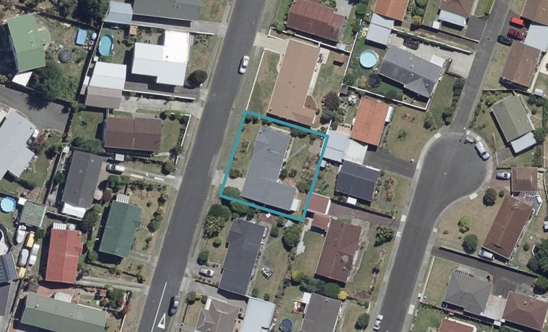 6 Sandalwood Drive, Dinsdale, Hamilton - Carousel 1