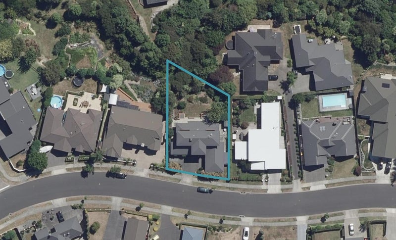 45 Palliser Drive, Huntington, Hamilton - Carousel 1