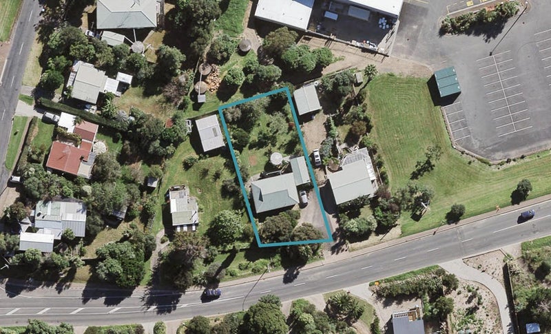 92 Ostend Road, Ostend, Waiheke Island - Carousel 1