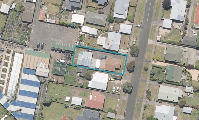 4 Central Avenue, Gonville, Whanganui - Carousel 1