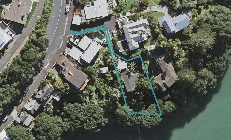 27 Hinemoa Street, Birkenhead, Auckland - Carousel 1