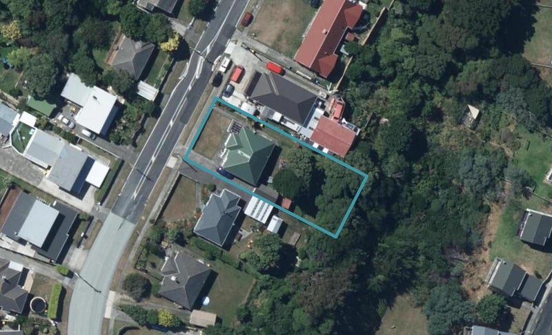 38 Jillett Street, Titahi Bay, Porirua - Carousel 1