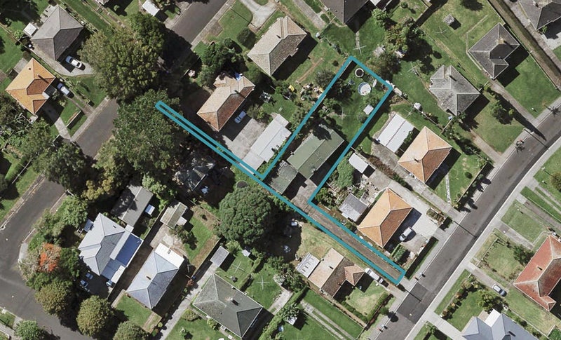 1A Tunis Road, Panmure, Auckland - Carousel 1