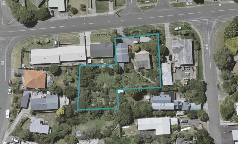 22 Menin Road, Raumati South, Paraparaumu - Carousel 1