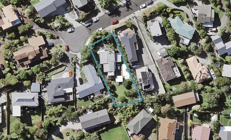 32 Jellicoe Road, Murrays Bay, Auckland - Carousel 1