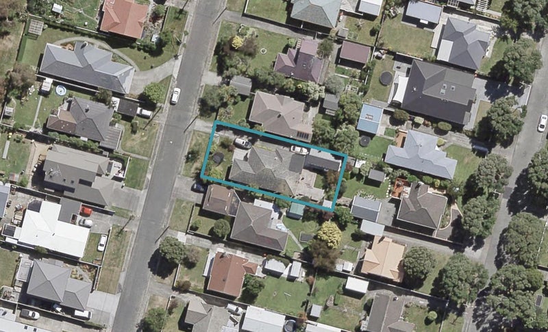17 St James Avenue, Boulcott, Lower Hutt - Carousel 1