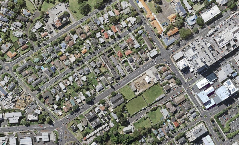 5/41 Anzac Street, Takapuna, Auckland - Carousel 1