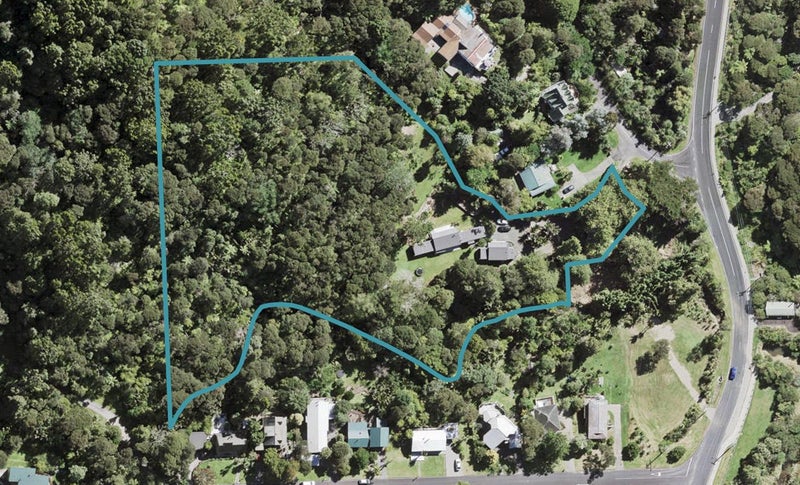 2 Deirdre Place, Titirangi, Auckland - Carousel 1