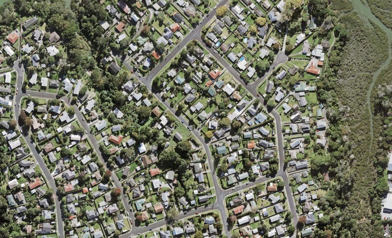 2/131 Lancaster Road, Beach Haven, Auckland - Carousel 1