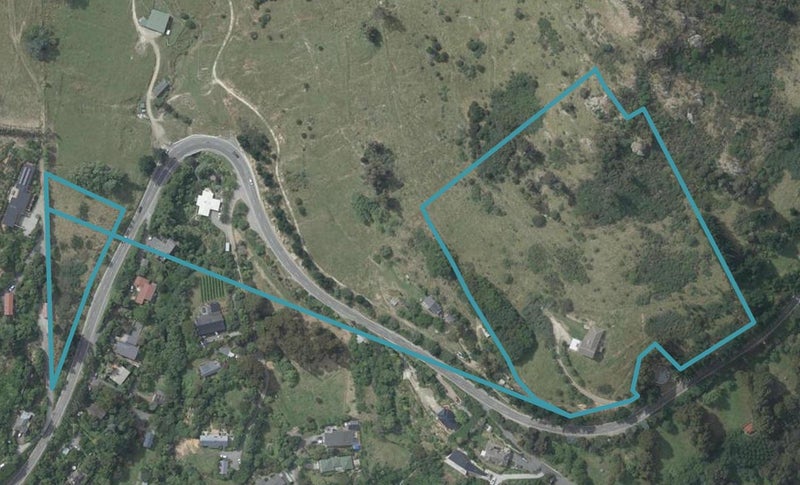 524 Governors Bay Road, Te Rapaki o Te Rakiwhakaputa, Lyttelton - Carousel 1