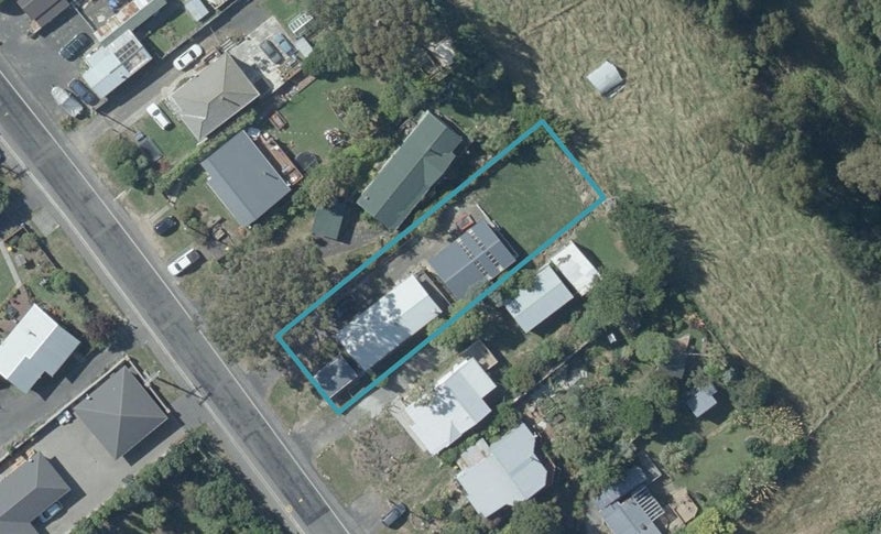 35 Scroggs Hill Road, Brighton, Dunedin - Carousel 1
