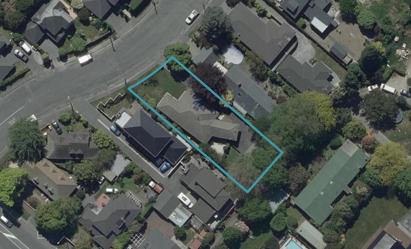 8 Gleneagles Terrace, Ilam, Christchurch - Carousel 1