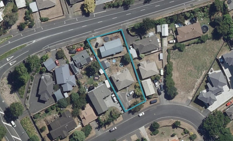 10 Clarkin Road, Fairfield, Hamilton - Carousel 1