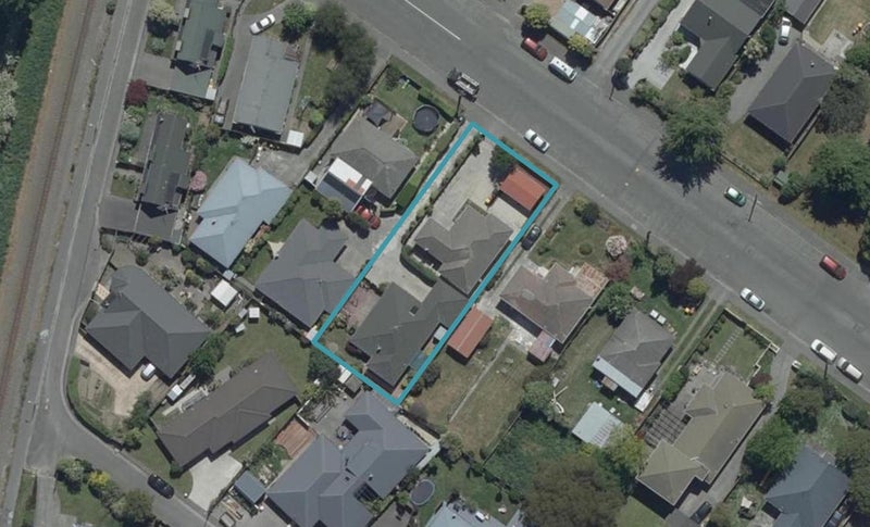 2/125 Vagues Road, Northcote, Christchurch - Carousel 1