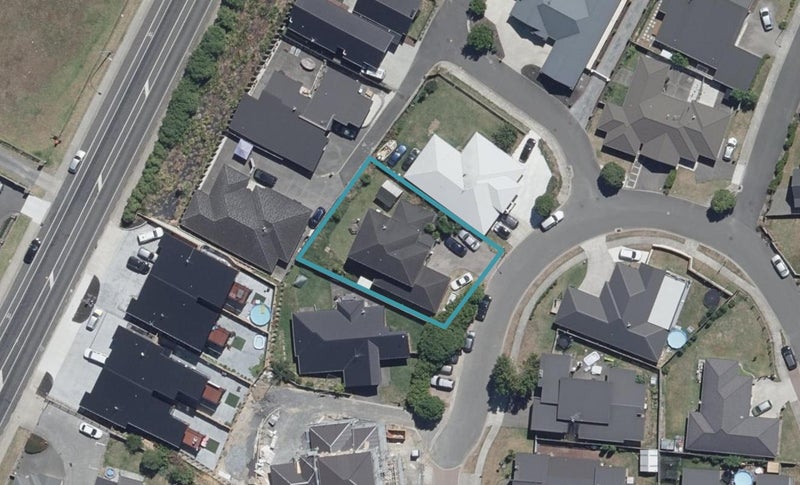 21 Christobel Circle, Huntington, Hamilton - Carousel 1