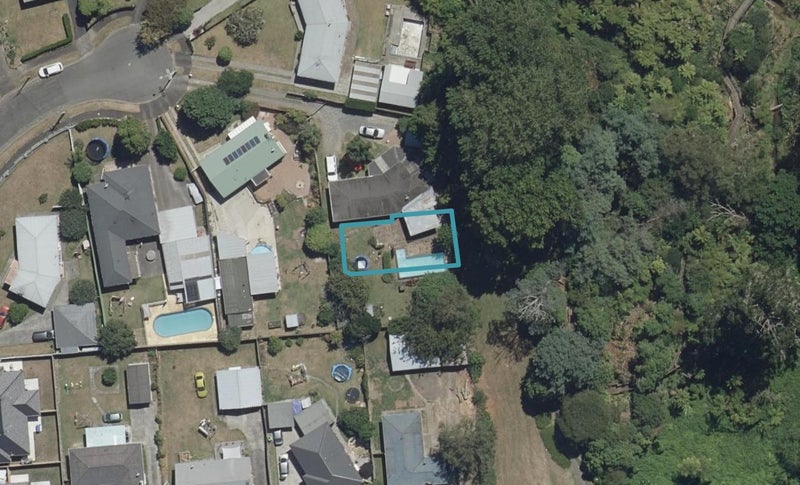 3/10 Keitha Place, Glenview, Hamilton - Carousel 1