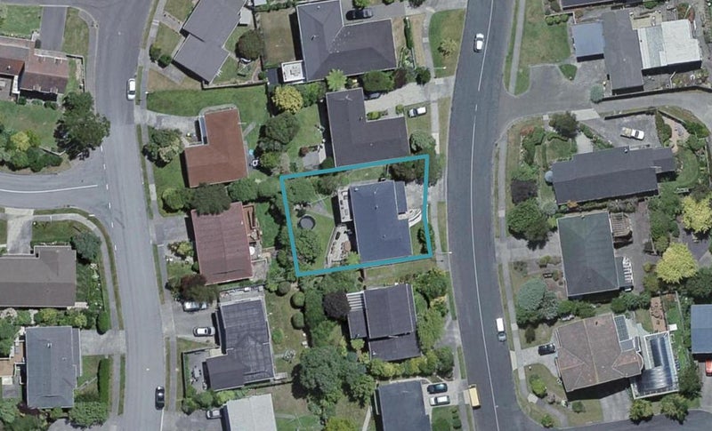 73 Oriel Avenue, Tawa, Wellington - Carousel 1