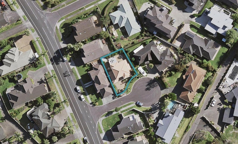 2A Idris Court, The Gardens, Auckland - Carousel 1
