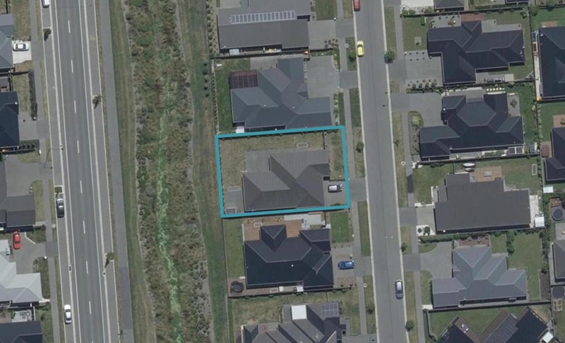 31 Te Whenu Crescent, Marshland, Christchurch - Carousel 1
