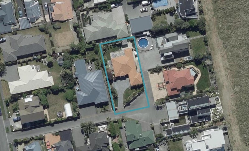 7 Driftwood Lane, Waimairi Beach, Christchurch - Carousel 1