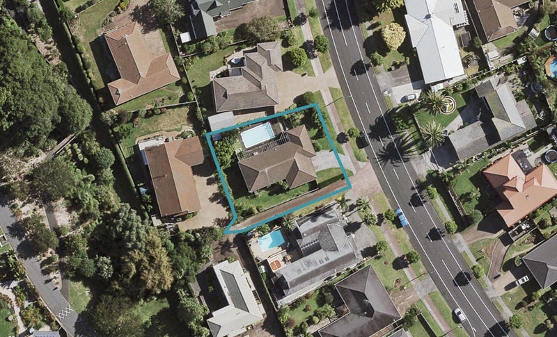 30 Charles Prevost Drive, The Gardens, Auckland - Carousel 1