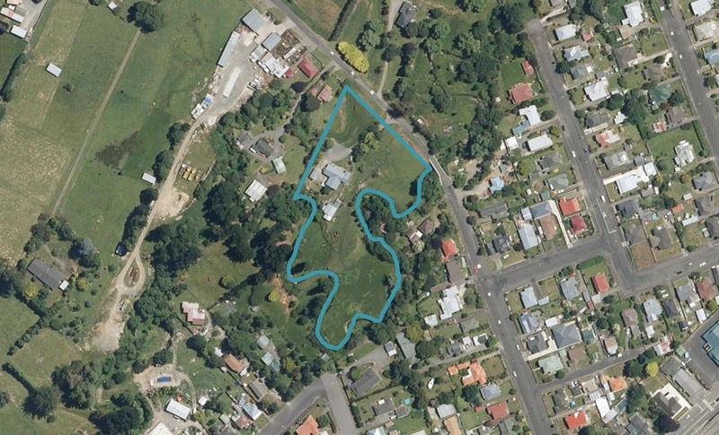 37 Cadman Road, Dannevirke - Carousel 1