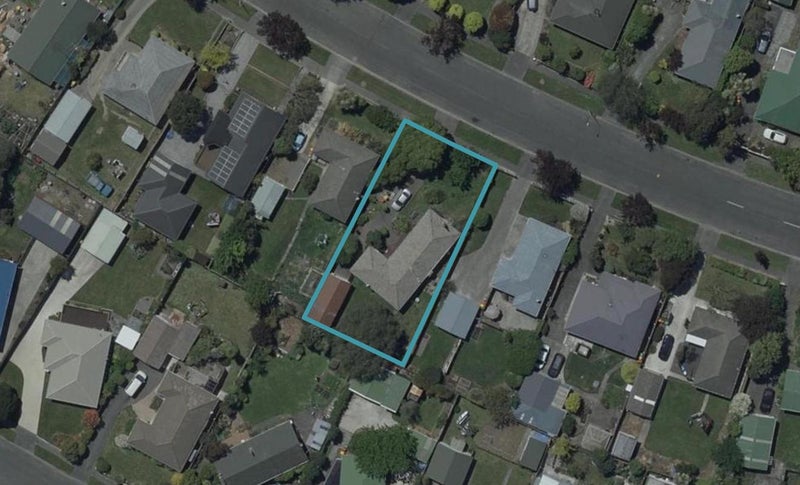 43 Warren Crescent, Hillmorton, Christchurch - Carousel 1