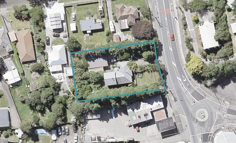 114 Main Road, Wainuiomata, Lower Hutt - Carousel 1