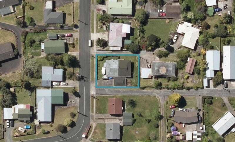 13 Raewyn Street, Morningside, Whangārei - Carousel 1