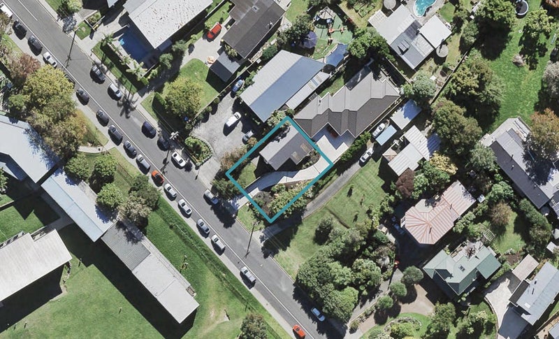 12A Isobel Road, Greenhithe, Auckland - Carousel 1