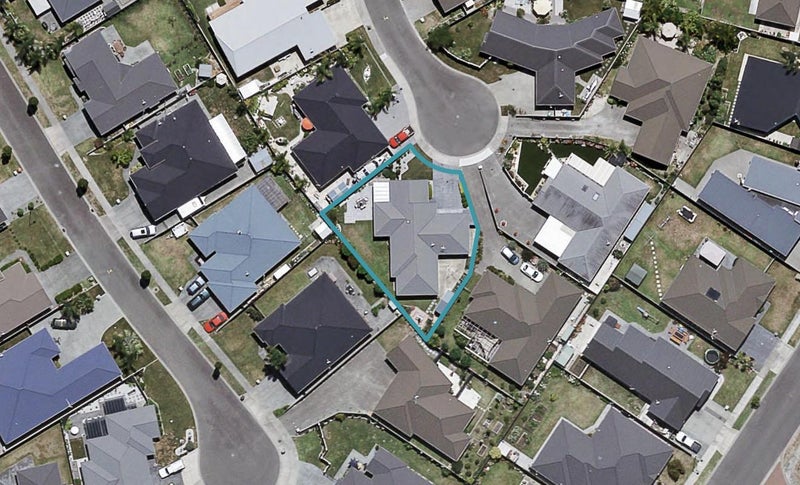 8 Somes Place, Poraiti, Napier - Carousel 1