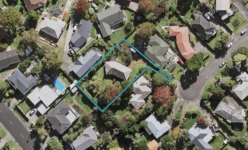 11 Liddell Street, Hillcrest, Auckland - Carousel 1