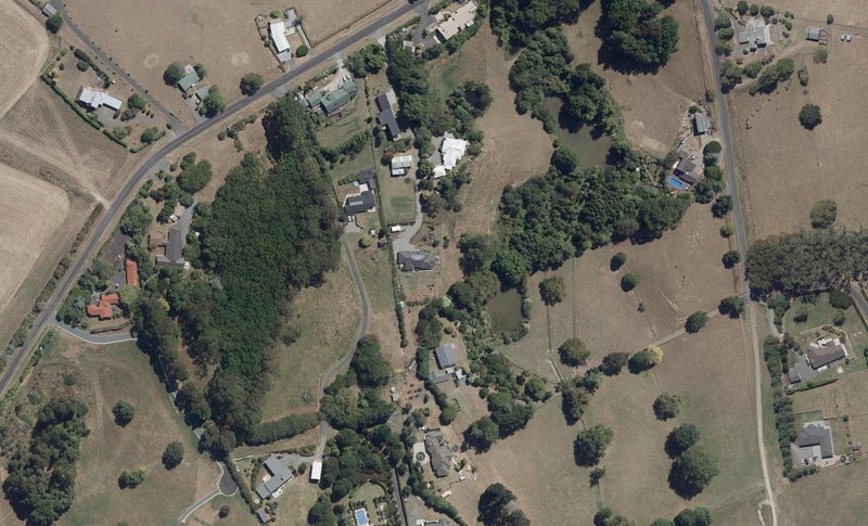 615 Peacockes Road, Rukuhia, Hamilton - Carousel 1