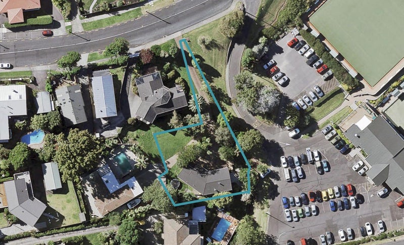 31 Selwyn Road, Cockle Bay, Auckland - Carousel 1