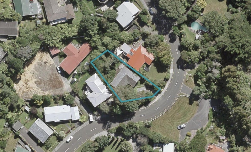 61 Park Road, Belmont, Lower Hutt - Carousel 1