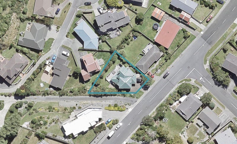 299 Maungaraki Road, Maungaraki, Lower Hutt - Carousel 1