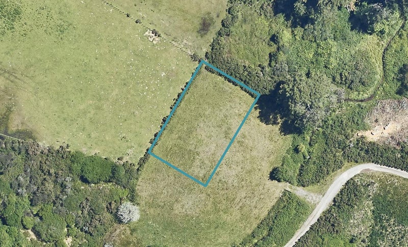 41 Ngatai Avenue, Ngongotahā, Rotorua - Carousel 1