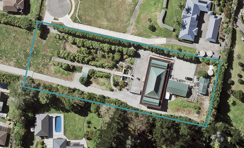 47 Point View Drive, East Tamaki Heights, Auckland - Carousel 1