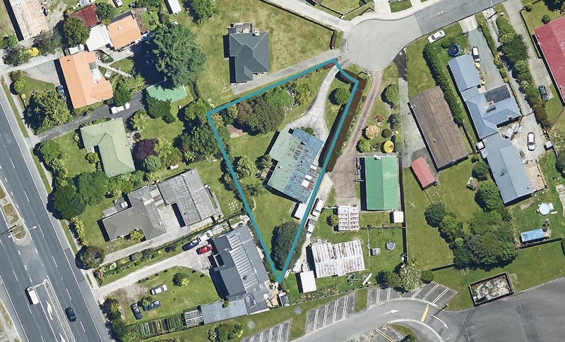 14 Turama Road, Fairy Springs, Rotorua - Carousel 1