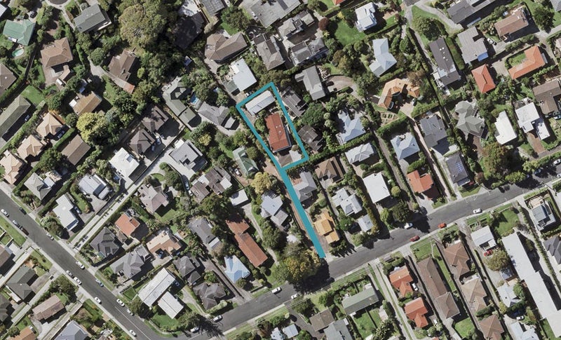 2/33 Wolsley Avenue, Milford, Auckland - Carousel 1