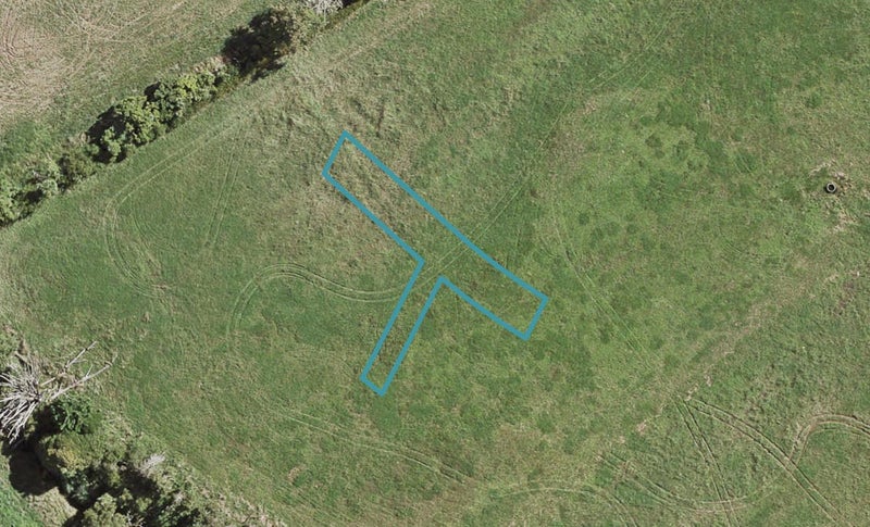 105 Otuwairoa Esplanade, Ōpaheke, Papakura - Carousel 1