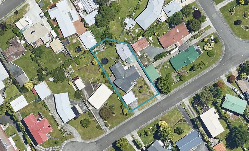 7 Totaravale Street, Pukehangi, Rotorua - Carousel 1