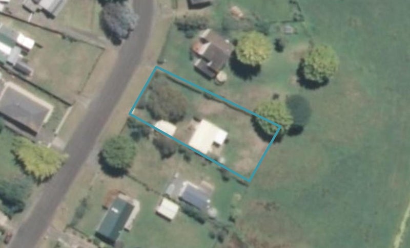 8 Sarah Street, Waikawa Beach, Manakau - Carousel 1