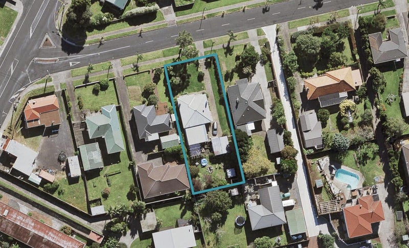 73 Mcintyre Road, Mangere Bridge, Auckland - Carousel 1